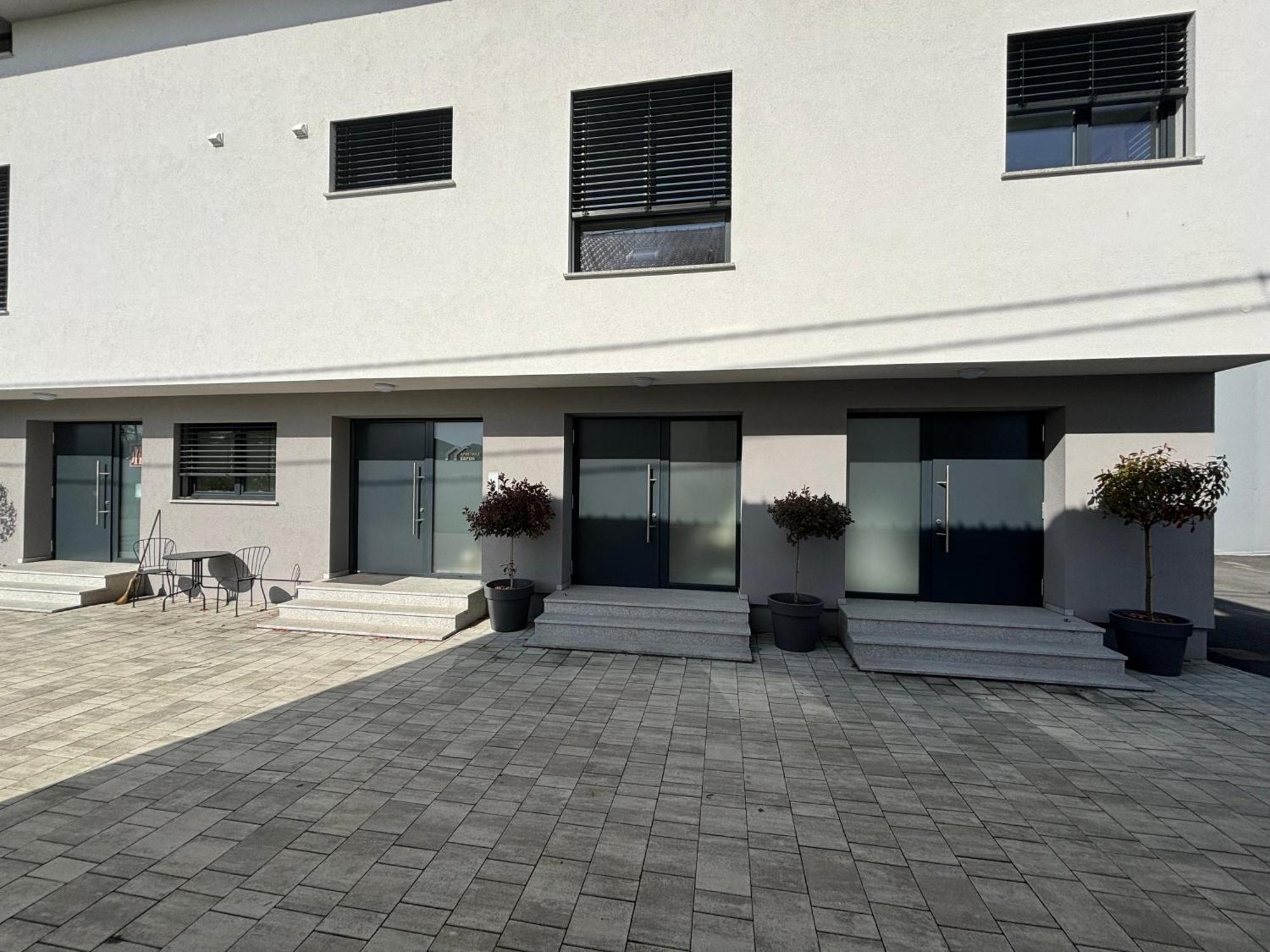 Apartmaji Cepon Любляна Экстерьер фото