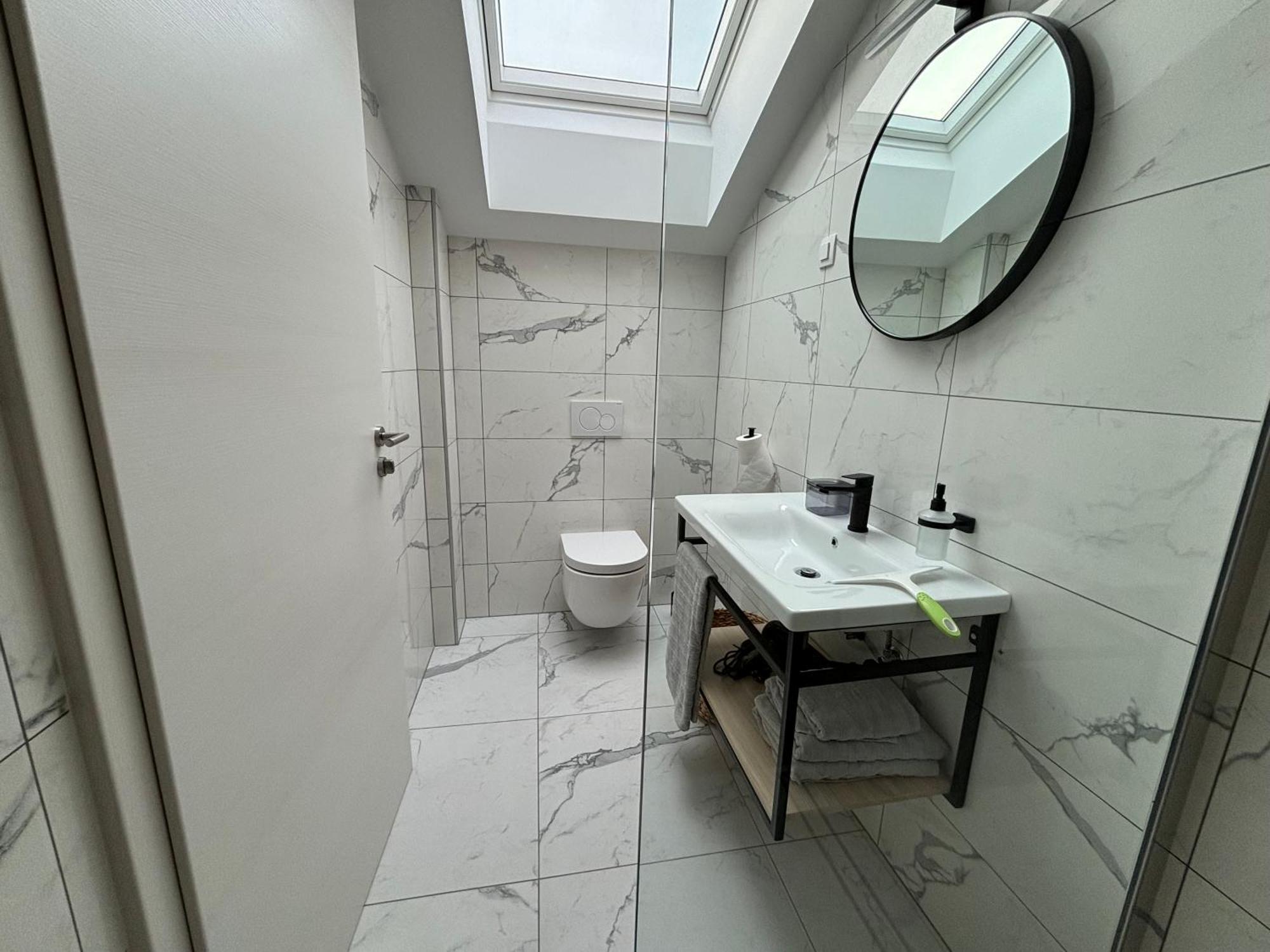 Apartmaji Cepon Любляна Экстерьер фото