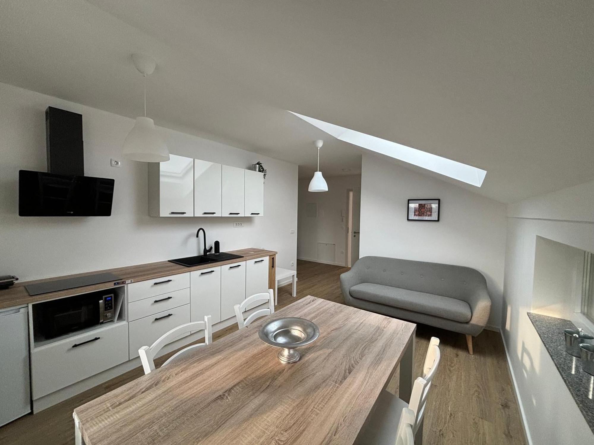 Apartmaji Cepon Любляна Экстерьер фото