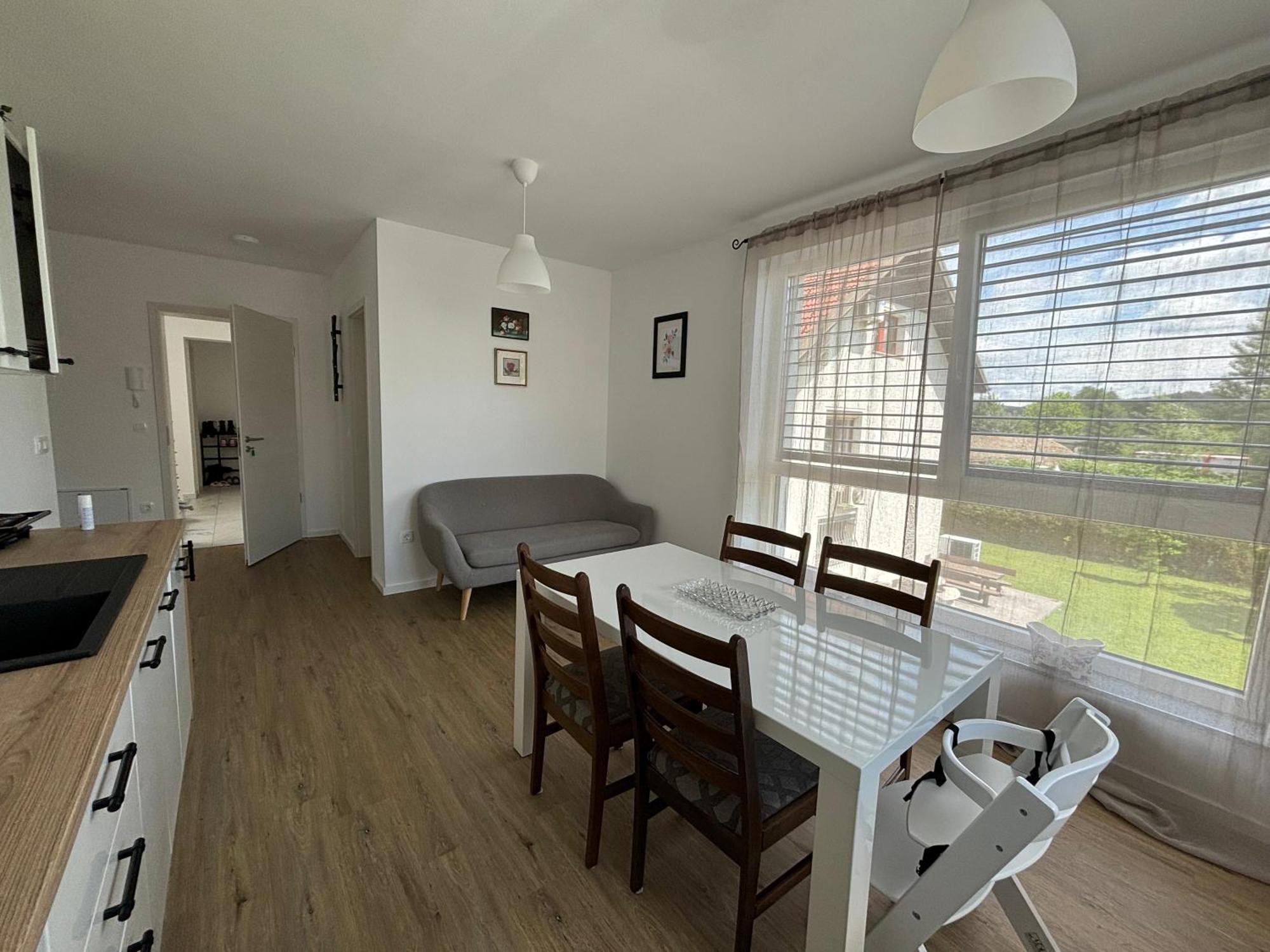 Apartmaji Cepon Любляна Экстерьер фото