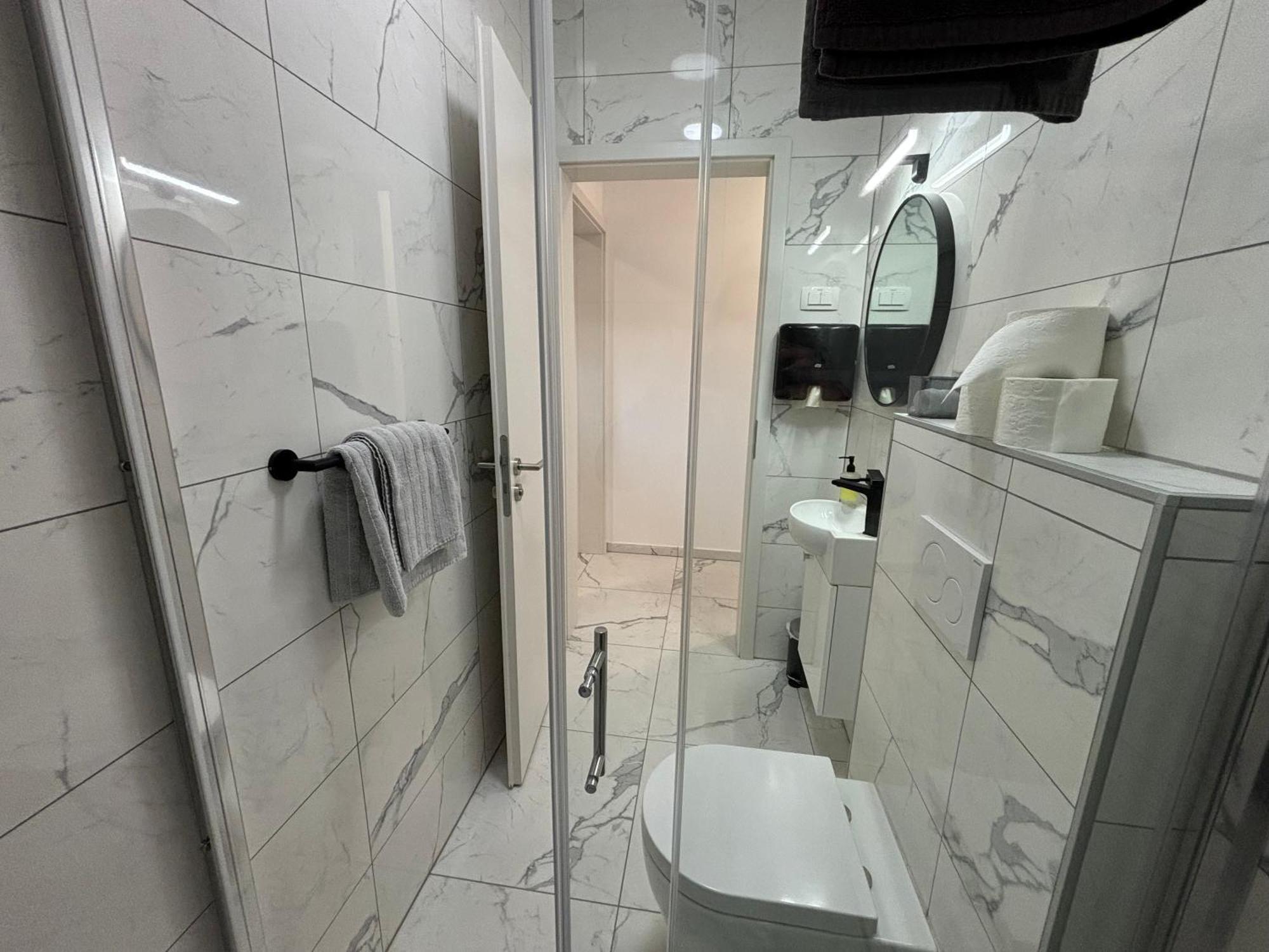 Apartmaji Cepon Любляна Номер фото
